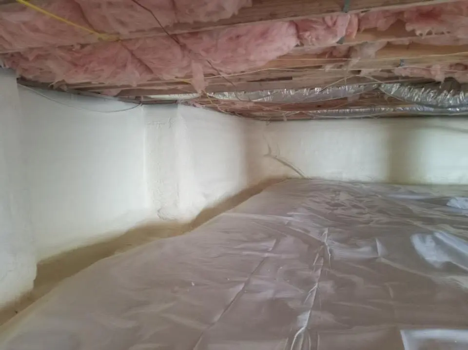 Crawl space encapsulation with closed-cell spray foam for Roof Waterproofing in Horn Lake